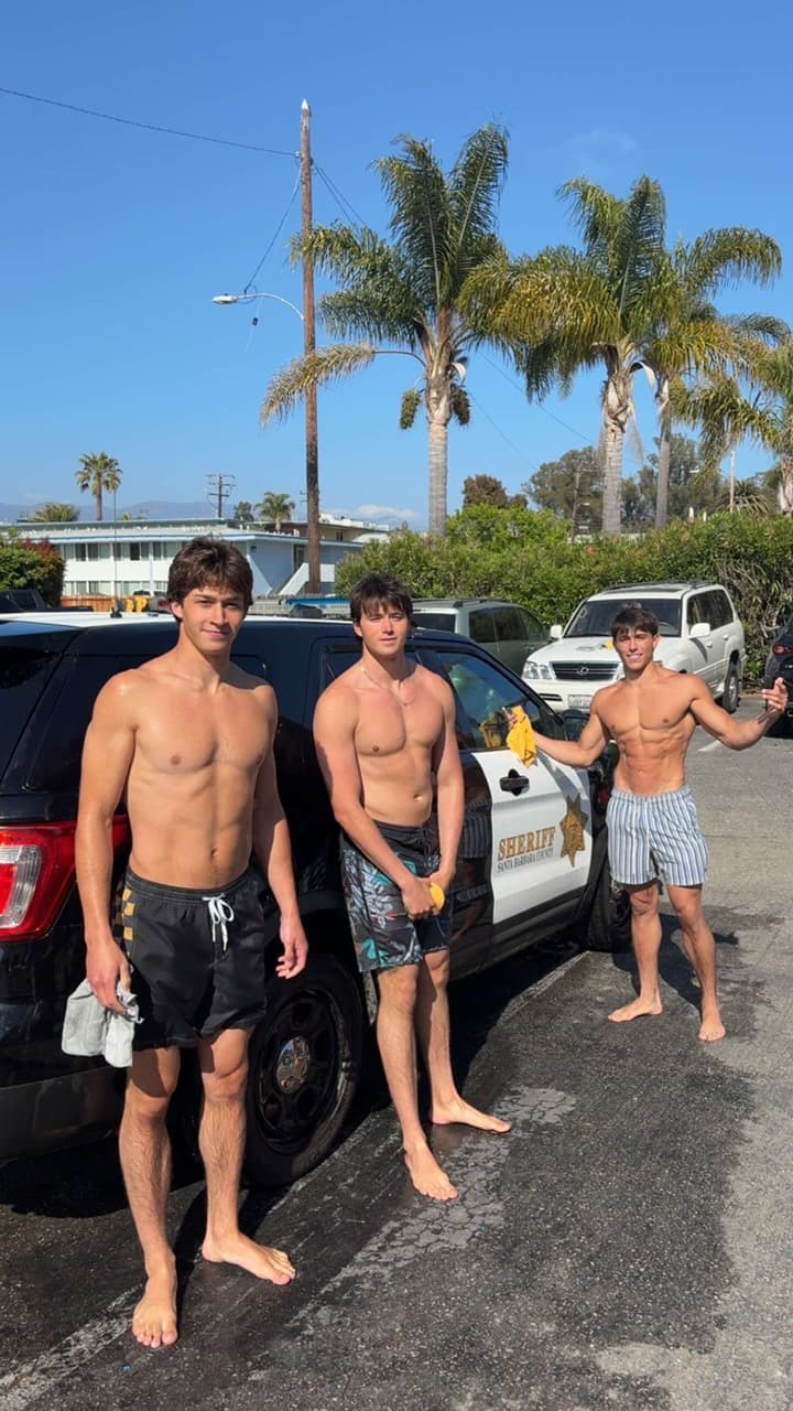 Sigma Chi Carwash from last year photo 2